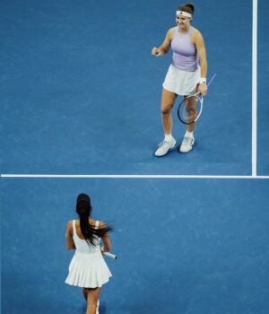 Karolína Muchová Instagram - Doubles trouble in Beijing 👻🧧
Made it to the semis with a lot of laughs (and maybe a few questionable tactics). 
It’s not the ending we hoped for, but your love made it all worth it🫰🏽🤍
谢谢你们!
#MucHon