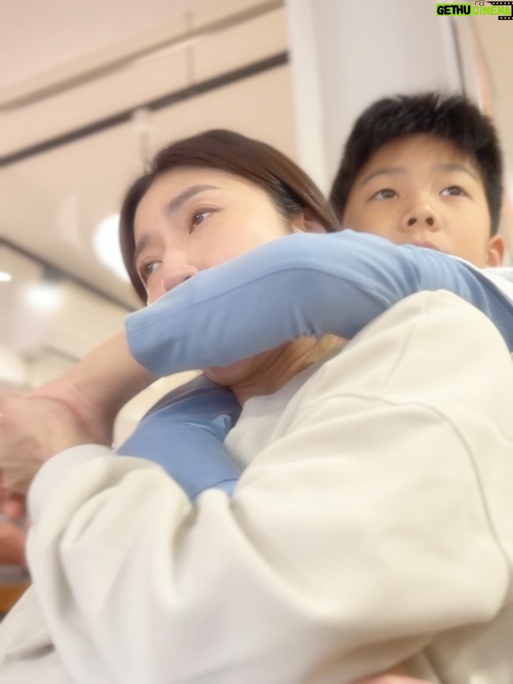 Kate Pang - 1.1K Likes - 想要夢想， 想要事業， 想要我們更好。但，陪你們的時間是不是越來越少了呢。。。
-
@kandiefamily @katepang311