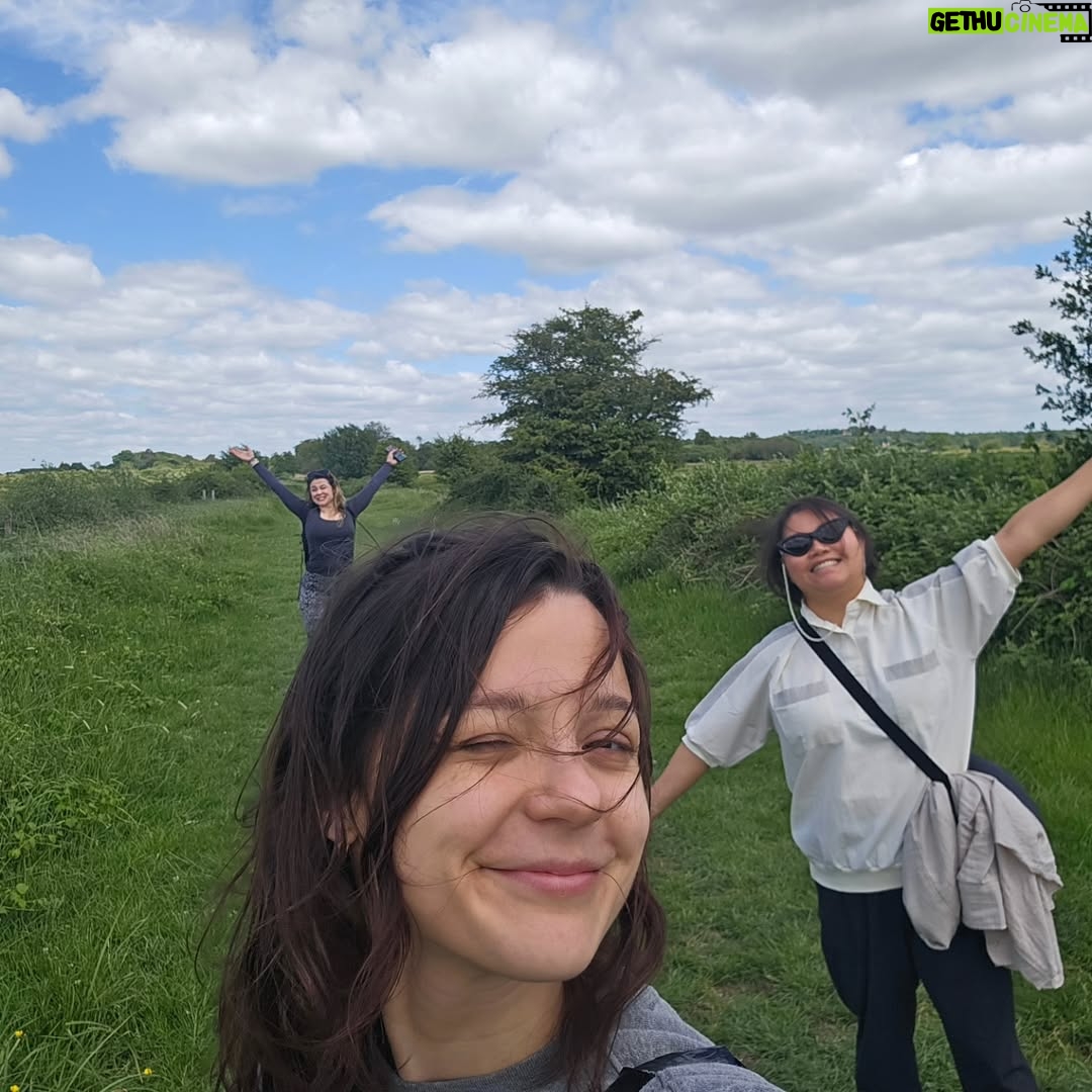 Kathryn Prescott - 6.2K Likes - Four years, one god-sent CCTV camera, thirteen surgeries, fourteen frozen eggs, one reshaped hip, two new physical therapists, one new apartment, one new haircut only (progress) and many, many animals.