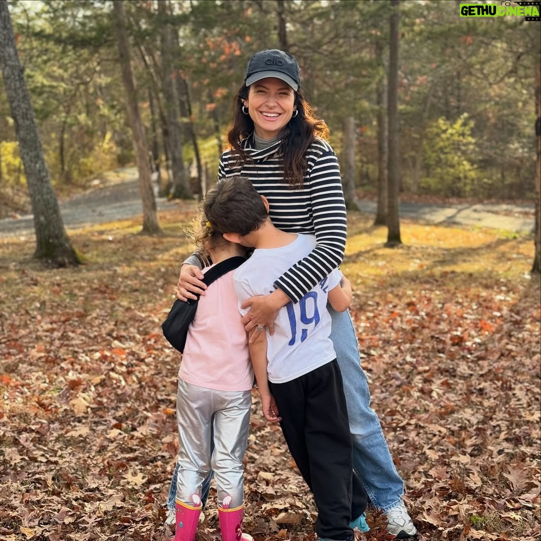 Katie Lowes - 3.2K Likes - The best one we got! Thanks kids! We nailed it! #Thanksgiving