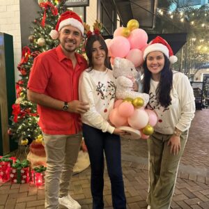 Katty García Instagram - Ella❤️ 
Mi niña grande ya tiene 15🥲

#Rebe