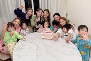 Katy Kung Instagram - A cozy pj party for our birthday girl @kungkaty 👧🏻🩷🧸 

… a simple way to say we love you 🥰