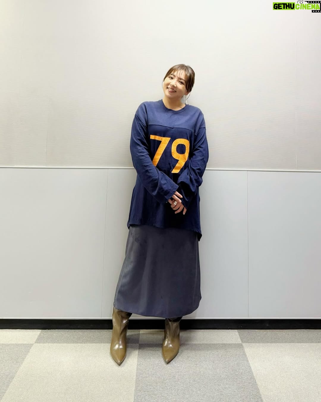 Kayo Noro - 38.3K Likes - 衣装です  遅くなりました🙇🏻‍♀️
・
①knit @cadune_official
skirt @arpege_story
shoes @bananarepublic_jp
jewelry @unoaerre_japan
・
②overall universaloverall _jp
cut&sewn @robert.p.miller_official
mule @tsurubymarikooikawa
pierce @artidaoud
・
③cut&sewn @ships_women_official  @uhruhruhr
skirt @arpege_story
boots @zara 
jewelry @unoaerre_japan
・
④shirt @uncrave_official @onward__official
skirt @jdot_official_
sandal @dianashoespress
pierce @zuttoholic
ring  @unoaerre_japan 
・
⑤knit @ships_women_official 
pants @lepsim_official
mule @kanematsu_official
jewelry @artidaoud
・
⑥shirt @stola.jp
pants @qualite_official
pumps @kanematsu_official
jewelry @unoaerre_japan
・
⑦all in one @mystrada_official
blouses @index.official_
sandal @zara
jewelry @unoaerre_japan
・
⑧jacket @manof_official
knit @lounie_jp
skirt ,pumps @tsurubymarikooikawa
pearl pierce,pearl ring@artidaoud
bangle,ring @unoaerre_japan
・
⑨longsleeve jersey ,pants,sneaker @pumajapan
jewelry @e.m._official
・
⑩sweater @firsthand__official __official
cut&sewn,pants @gap_jp,@gap
sneaker @ugg
pierce @unoaerre_japan
・
⑪knit @ships_women_official
lace blouse @maisonspecial_women
skirt @firsthand__official 
boot @tsurubymarikooikawa
jewelry @unoaerre_japan
・
⑫cardigan @stola.jp
tank top @ships_women_official
pants @mystrada_official
mule @kanematsu_official
pierce @unoaerre_japan
blacelet,rings @zuttoholic
・
⑬blouse @cadune_official
pants @norc.jp
pumps @dianashoespress
pierce,ring @zuttoholic 
a ring on the left hand  @unoaerre_japan
・
⑭knit @cadune_official
skirt @mystrada_official
mule @dianashoespress
jewelry @unoaerre_japan
・
⑮knit @cygne_2
skirt @jdot_official_
pumps @tsurubymarikooikawa
jewelry @unoaerre_japan
・
⑯knit polo @manof_official
blue knit @stola.jp
skirt @dresslaveofficial
flat shoes @charleskeithofficial
jewelry @unoaerre_japan
・
⑰one piece,knit vest @arpege_story
boots @charleskeithofficial
jewelry @unoaerre_japan
・
⑱knit @elura_official
skirt @freada_official @freaksstore_official
boots @kanematsu_official
jewelry @zuttoholic
・
⑲sweater with frill @firsthand__official 
pants @freaksstore_official
shoes @grise.jp @letalon_jp
jewelry @unoaerre_japan