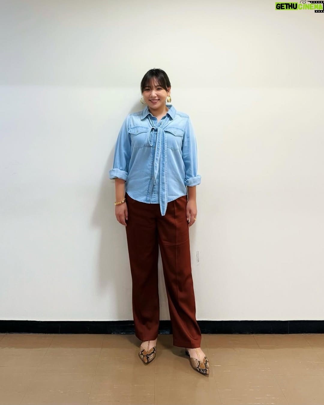 Kayo Noro - 38.3K Likes - 衣装です  遅くなりました🙇🏻‍♀️
・
①knit @cadune_official
skirt @arpege_story
shoes @bananarepublic_jp
jewelry @unoaerre_japan
・
②overall universaloverall _jp
cut&sewn @robert.p.miller_official
mule @tsurubymarikooikawa
pierce @artidaoud
・
③cut&sewn @ships_women_official  @uhruhruhr
skirt @arpege_story
boots @zara 
jewelry @unoaerre_japan
・
④shirt @uncrave_official @onward__official
skirt @jdot_official_
sandal @dianashoespress
pierce @zuttoholic
ring  @unoaerre_japan 
・
⑤knit @ships_women_official 
pants @lepsim_official
mule @kanematsu_official
jewelry @artidaoud
・
⑥shirt @stola.jp
pants @qualite_official
pumps @kanematsu_official
jewelry @unoaerre_japan
・
⑦all in one @mystrada_official
blouses @index.official_
sandal @zara
jewelry @unoaerre_japan
・
⑧jacket @manof_official
knit @lounie_jp
skirt ,pumps @tsurubymarikooikawa
pearl pierce,pearl ring@artidaoud
bangle,ring @unoaerre_japan
・
⑨longsleeve jersey ,pants,sneaker @pumajapan
jewelry @e.m._official
・
⑩sweater @firsthand__official __official
cut&sewn,pants @gap_jp,@gap
sneaker @ugg
pierce @unoaerre_japan
・
⑪knit @ships_women_official
lace blouse @maisonspecial_women
skirt @firsthand__official 
boot @tsurubymarikooikawa
jewelry @unoaerre_japan
・
⑫cardigan @stola.jp
tank top @ships_women_official
pants @mystrada_official
mule @kanematsu_official
pierce @unoaerre_japan
blacelet,rings @zuttoholic
・
⑬blouse @cadune_official
pants @norc.jp
pumps @dianashoespress
pierce,ring @zuttoholic 
a ring on the left hand  @unoaerre_japan
・
⑭knit @cadune_official
skirt @mystrada_official
mule @dianashoespress
jewelry @unoaerre_japan
・
⑮knit @cygne_2
skirt @jdot_official_
pumps @tsurubymarikooikawa
jewelry @unoaerre_japan
・
⑯knit polo @manof_official
blue knit @stola.jp
skirt @dresslaveofficial
flat shoes @charleskeithofficial
jewelry @unoaerre_japan
・
⑰one piece,knit vest @arpege_story
boots @charleskeithofficial
jewelry @unoaerre_japan
・
⑱knit @elura_official
skirt @freada_official @freaksstore_official
boots @kanematsu_official
jewelry @zuttoholic
・
⑲sweater with frill @firsthand__official 
pants @freaksstore_official
shoes @grise.jp @letalon_jp
jewelry @unoaerre_japan