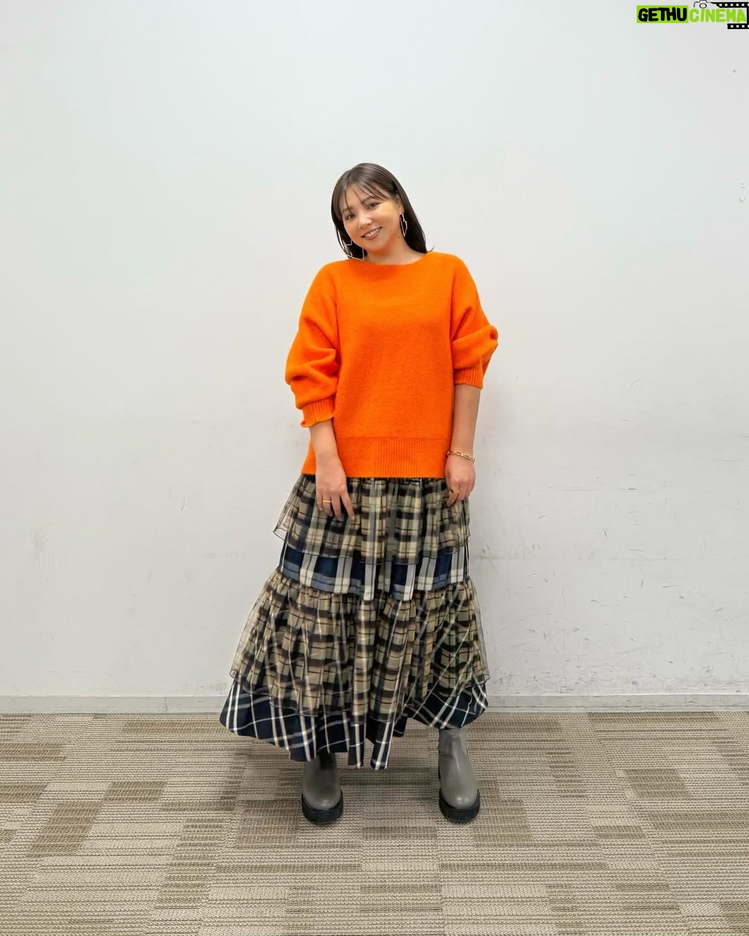 Kayo Noro - 38.3K Likes - 衣装です  遅くなりました🙇🏻‍♀️
・
①knit @cadune_official
skirt @arpege_story
shoes @bananarepublic_jp
jewelry @unoaerre_japan
・
②overall universaloverall _jp
cut&sewn @robert.p.miller_official
mule @tsurubymarikooikawa
pierce @artidaoud
・
③cut&sewn @ships_women_official  @uhruhruhr
skirt @arpege_story
boots @zara 
jewelry @unoaerre_japan
・
④shirt @uncrave_official @onward__official
skirt @jdot_official_
sandal @dianashoespress
pierce @zuttoholic
ring  @unoaerre_japan 
・
⑤knit @ships_women_official 
pants @lepsim_official
mule @kanematsu_official
jewelry @artidaoud
・
⑥shirt @stola.jp
pants @qualite_official
pumps @kanematsu_official
jewelry @unoaerre_japan
・
⑦all in one @mystrada_official
blouses @index.official_
sandal @zara
jewelry @unoaerre_japan
・
⑧jacket @manof_official
knit @lounie_jp
skirt ,pumps @tsurubymarikooikawa
pearl pierce,pearl ring@artidaoud
bangle,ring @unoaerre_japan
・
⑨longsleeve jersey ,pants,sneaker @pumajapan
jewelry @e.m._official
・
⑩sweater @firsthand__official __official
cut&sewn,pants @gap_jp,@gap
sneaker @ugg
pierce @unoaerre_japan
・
⑪knit @ships_women_official
lace blouse @maisonspecial_women
skirt @firsthand__official 
boot @tsurubymarikooikawa
jewelry @unoaerre_japan
・
⑫cardigan @stola.jp
tank top @ships_women_official
pants @mystrada_official
mule @kanematsu_official
pierce @unoaerre_japan
blacelet,rings @zuttoholic
・
⑬blouse @cadune_official
pants @norc.jp
pumps @dianashoespress
pierce,ring @zuttoholic 
a ring on the left hand  @unoaerre_japan
・
⑭knit @cadune_official
skirt @mystrada_official
mule @dianashoespress
jewelry @unoaerre_japan
・
⑮knit @cygne_2
skirt @jdot_official_
pumps @tsurubymarikooikawa
jewelry @unoaerre_japan
・
⑯knit polo @manof_official
blue knit @stola.jp
skirt @dresslaveofficial
flat shoes @charleskeithofficial
jewelry @unoaerre_japan
・
⑰one piece,knit vest @arpege_story
boots @charleskeithofficial
jewelry @unoaerre_japan
・
⑱knit @elura_official
skirt @freada_official @freaksstore_official
boots @kanematsu_official
jewelry @zuttoholic
・
⑲sweater with frill @firsthand__official 
pants @freaksstore_official
shoes @grise.jp @letalon_jp
jewelry @unoaerre_japan