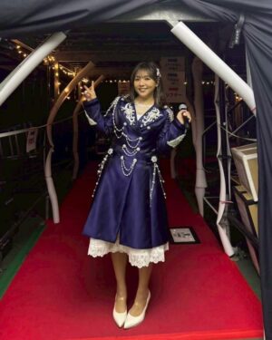 Kayo Noro Instagram - AKB48 チームK 
・
本当に色々な思い出があります☺️
メンバーは友達とも家族とも違う、、、何て言っていいかわからないけど。とにかく面白くて可愛くて。この先も人生においてきっと大切な存在なことは確かです。
色々苦労したこともあったけど、このチームKのメンバーだったから私みたいな人間もやってこれたんだなと思います。本当にチームKメンバーには感謝しています。本当にみんなにありがとう。
・
今回もさ、、、完璧なちゃんとした私をみんなとファンの人とスタッフさん達に見せたかったのに。チームK曲であんなことになっちゃって。。（何のことかわからない方はHuluでコンサート見てみてね♡）w
みんなが笑ってくれてて本当になんていうか、、、感謝しかないw
私は私から逃れられないと思い知りました🥲w
現役メンバーもごめんね🙇‍♀️
けどーーーーーーーーー！！！！！！！！！
めちゃくちゃめちゃくちゃ楽しかった😆🩷
ごめんね！楽しかった😆w
また日本武道館でみんなと元気に会えてよかった👍
それにつきます。
そして
本当に奇跡みたいな20年間を過ごしたんだなって思います。
今のところ、積み重なった奇跡的な毎日、過ごしています。
・
・
個人的には辛かったことも沢山あったけれど。
当時、その時その時自分が思う努力をして頑張ってたことに間違いはないけど、今思えば、努力と頑張りは足りなかったよなって思います。
その時はわからなかった。。。
その時応援してくれてたファンの皆さんにも、もっともっと愛をお返し出来ることがあったと反省する日々です。ごめんねm(_ _)m
・
・
今は、本当に色々なことを気づかせてくれる友達や、周りのスタッフの皆さん、先輩、家族、メンバー（特に優子）、みんなのおかげで奇跡的な日々を過ごせています。
いいことも間違ってることも教えてくれる😅
みんなありがとうね😭
・
・
・
これも言わせてくださいm(_ _)m
あの日、テレビ電話オーディションで私を合格させてくれた窪田さん。
面白い奴だなと最後に合格を出してくれて、色々なことを沢山教えてくださった秋元先生♡
本当に感謝です。ありがとうございますm(_ _)m
これからもよろしくお願いします🙇‍♀️
・
・
最後に。
応援してくださるみなさん。いつもありがとうございますm(_ _)m
♡
・
・
長くなりましたが、、、
・
AKB48 20周年おめでとうございます💚
・
・
・
あれ！！写真にめーたんがいない！！