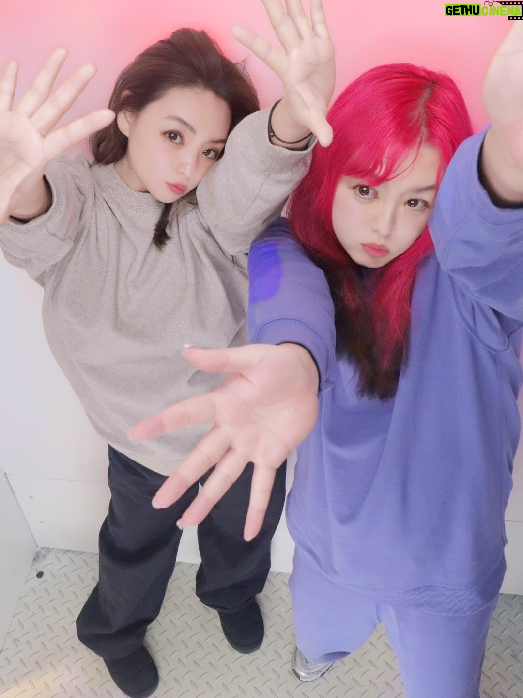 Kayo Noro - 38.4K Likes - M1グランプリも優勝🏆決まったところでm(_ _)m
記念投稿ということでw
全然関係ないんですけどw
・
大好きぺえちゃんとの思い出を投稿しますw
・
渋谷にて👯‍♀️
あーーーー！いるいるぅシリーズでお届けします☺️