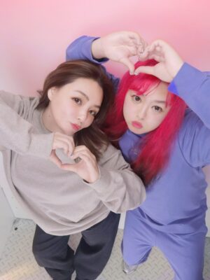 Kayo Noro Instagram - M1グランプリも優勝🏆決まったところでm(_ _)m
記念投稿ということでw
全然関係ないんですけどw
・
大好きぺえちゃんとの思い出を投稿しますw
・
渋谷にて👯‍♀️
あーーーー！いるいるぅシリーズでお届けします☺️