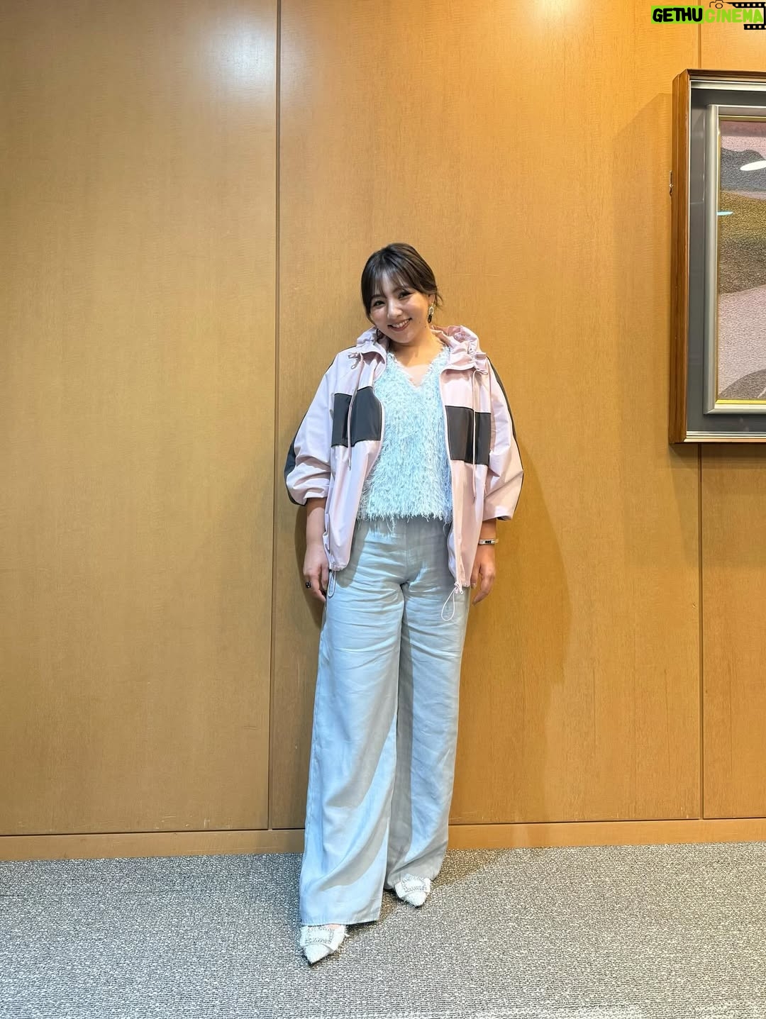 Kayo Noro - 71.1K Likes - 衣装です🙋🏻‍♀️
・
①
knit with bustier @jusglitty_official
pants @arpege_story
penny loafers @kanematsu_official
jewelry @zuttoholic
・
・
②
blouse @qualite_official
pants @lounie_jp
pumps @kanematsu_official
jewelry @unoaerre_japan
・
・
③
velour pullover @cadune_official
lace blouse @mystrada_official
pants @threefourtime_official
pumps @tsurubymarikooikawa
jewelry @unoaerre_japan
・
・
④
camisole @mystrada_official
blouse @opaque.clip
pants @stola.jp
sandal @daianashoespress
pierce,ear cuff @zuttoholic
blacelet,ring @unoaerre_japan
・
・
⑤
jacket @studious_womens ,@studious_official
lace blouse @manof_official
pants @unfilo_official
pumps @tsurubymarikooikawa
jewelry @unoaerre_japan
・
・
⑥
blouson,blouse @cadune_official
pants @zara
pumps @tsurubymarikooikawa
jewelry @unoaerre_japan
・
・
⑦
cardigan @ships_women_official 
cut&sewn @lounie_jp
skirt @doclasse_style
sandal @tsurubymarikooikawa
jewelry @unoaerre_japan
・
・
⑧
blouse @whimgazette_official
t-shirt @g_rock_s
pants @lounie_jp
mule @kanematsu_official
jewelry @unoaerre_japan
・
・
⑨
skirt @cadune_official
mule @kanematsu_official
jewelry @unoaerre_japan
・
・
⑩
knit @rougeviflacle_official
skirt,pumps @tsurubymarikooikawa
pierce @zuttoholic
blacelet,ring @unoaerre_japan
・
・
⑪
blouse @opaque.clip
pants @manof_official
sandal @kanematsu_official
jewelry @unoaerre_japan
・
・
⑫

polo shirt @ships_women_official
skirt @lounie_jp
boots @dianashoespress
blacelet,ring @unoaerre_japan