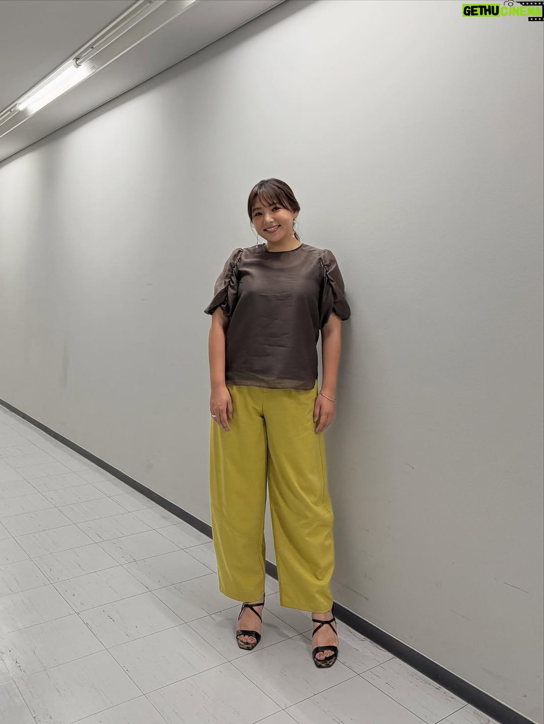 Kayo Noro - 71.1K Likes - 衣装です🙋🏻‍♀️
・
①
knit with bustier @jusglitty_official
pants @arpege_story
penny loafers @kanematsu_official
jewelry @zuttoholic
・
・
②
blouse @qualite_official
pants @lounie_jp
pumps @kanematsu_official
jewelry @unoaerre_japan
・
・
③
velour pullover @cadune_official
lace blouse @mystrada_official
pants @threefourtime_official
pumps @tsurubymarikooikawa
jewelry @unoaerre_japan
・
・
④
camisole @mystrada_official
blouse @opaque.clip
pants @stola.jp
sandal @daianashoespress
pierce,ear cuff @zuttoholic
blacelet,ring @unoaerre_japan
・
・
⑤
jacket @studious_womens ,@studious_official
lace blouse @manof_official
pants @unfilo_official
pumps @tsurubymarikooikawa
jewelry @unoaerre_japan
・
・
⑥
blouson,blouse @cadune_official
pants @zara
pumps @tsurubymarikooikawa
jewelry @unoaerre_japan
・
・
⑦
cardigan @ships_women_official 
cut&sewn @lounie_jp
skirt @doclasse_style
sandal @tsurubymarikooikawa
jewelry @unoaerre_japan
・
・
⑧
blouse @whimgazette_official
t-shirt @g_rock_s
pants @lounie_jp
mule @kanematsu_official
jewelry @unoaerre_japan
・
・
⑨
skirt @cadune_official
mule @kanematsu_official
jewelry @unoaerre_japan
・
・
⑩
knit @rougeviflacle_official
skirt,pumps @tsurubymarikooikawa
pierce @zuttoholic
blacelet,ring @unoaerre_japan
・
・
⑪
blouse @opaque.clip
pants @manof_official
sandal @kanematsu_official
jewelry @unoaerre_japan
・
・
⑫

polo shirt @ships_women_official
skirt @lounie_jp
boots @dianashoespress
blacelet,ring @unoaerre_japan