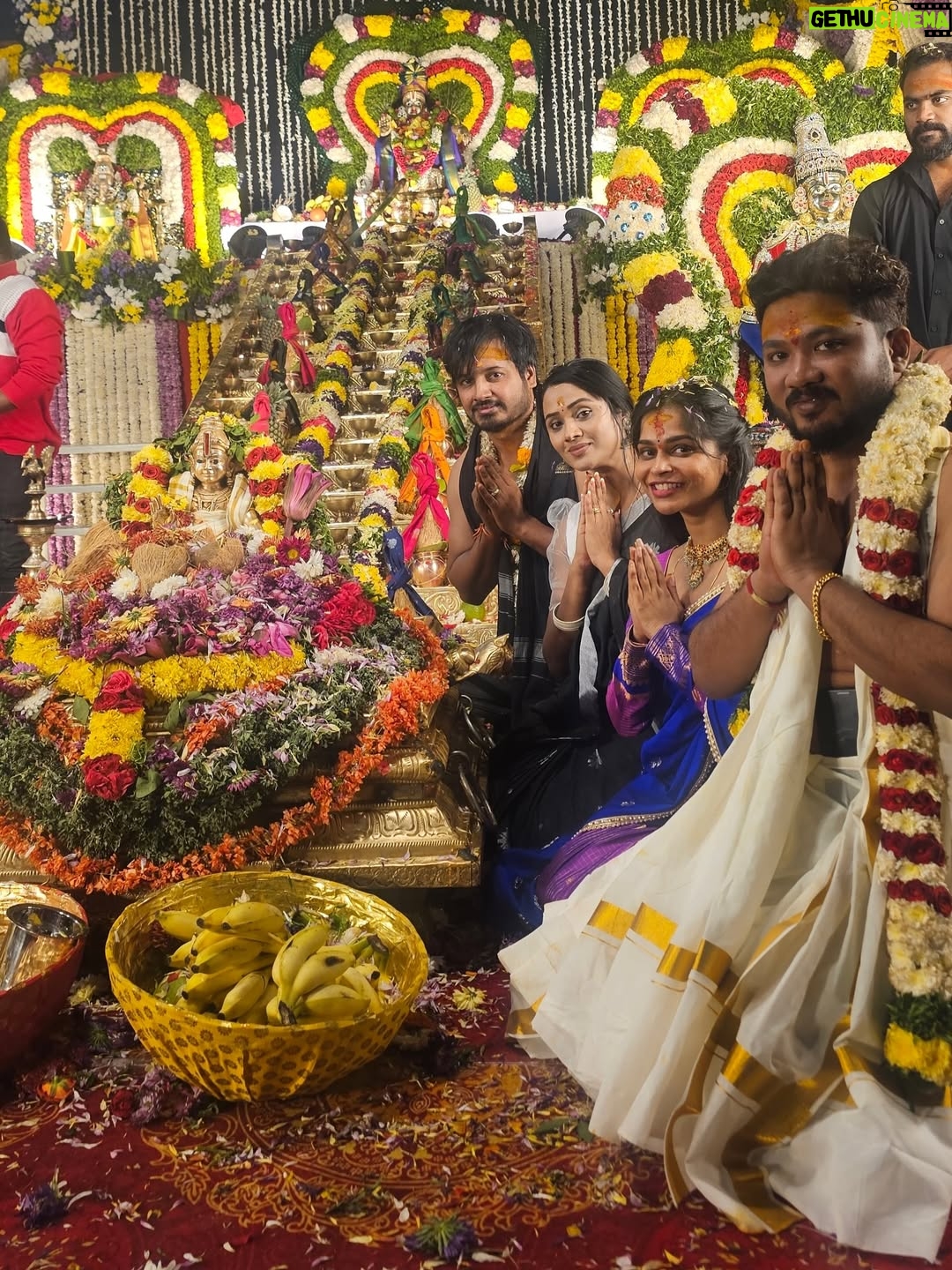 Keerthi Bhat - 167.5K Likes - Swamiye Sharanam Ayyappa 🙏

#swamiyesharanamayyappa