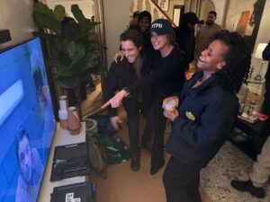 Kelli Giddish Instagram - the cast that watches together… 
means we are working late… #SVU @nbclawandorder