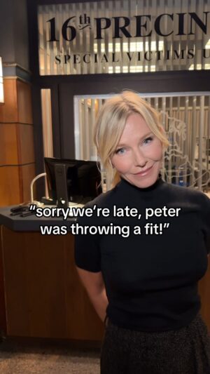 Kelli Giddish Instagram - Sorry, squad 💅 #SVU | @NBC and Peacock