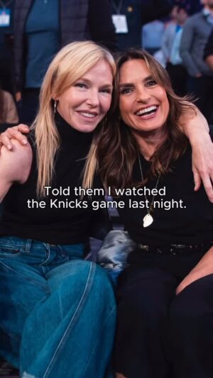Kelli Giddish Instagram - In Benson and Brunson we trust.
📸: NY Knicks/MSG Sports