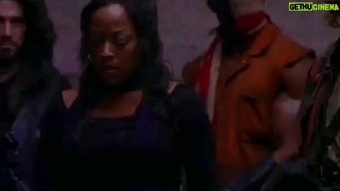 Kellita Smith - 6.8K Likes - Shout out to @love_the_100_lovetodoart for this video 
#teamwarren #znation