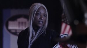 Kellita Smith Instagram - Who misses Warren because, I do !
#teamwarren
Slide show creds: @addyzwacker