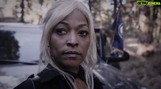 Kellita Smith - 12.1K Likes - Who misses Warren because, I do !
#teamwarren 
Slide show creds: @addyzwacker