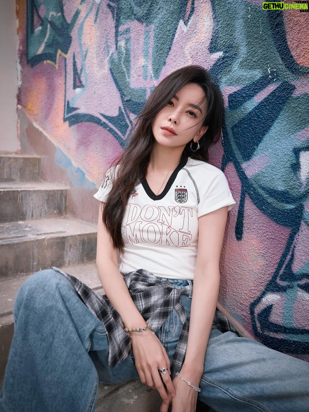 Kelly Yu - 12.4K Likes - 夏天是彻底过去了