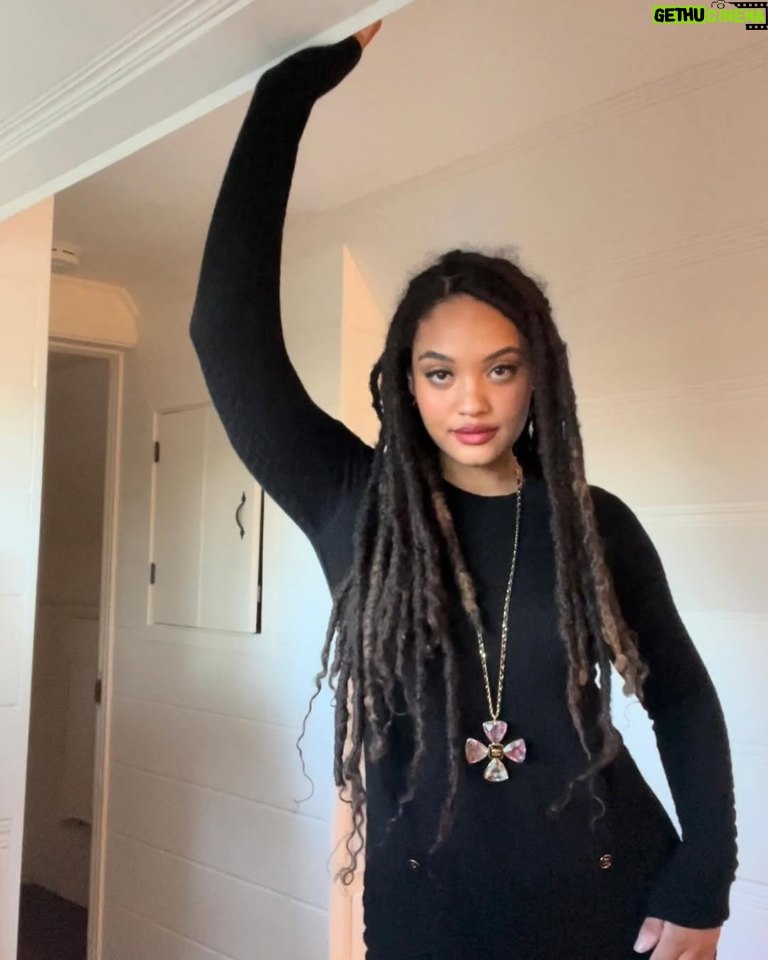 Kiersey Clemons - 2.2K Likes - 