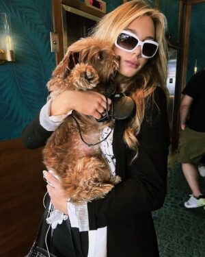 Kijsa Gifford Instagram - Chewbacca takes on New York City🧸 #sohohouse
