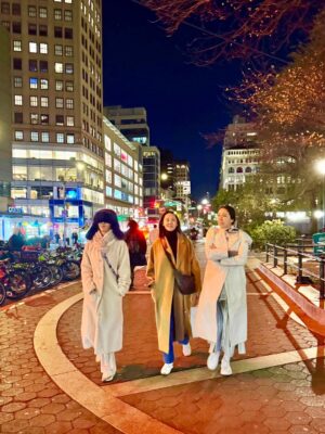 Kim Wan-sun Instagram - 사진이.. 아직도 많네.. 🤭 남는 건 사진 뿐.. ㅍㅎ
#newyork
@jangluha_ji_young 
@kelly_inscapedesign