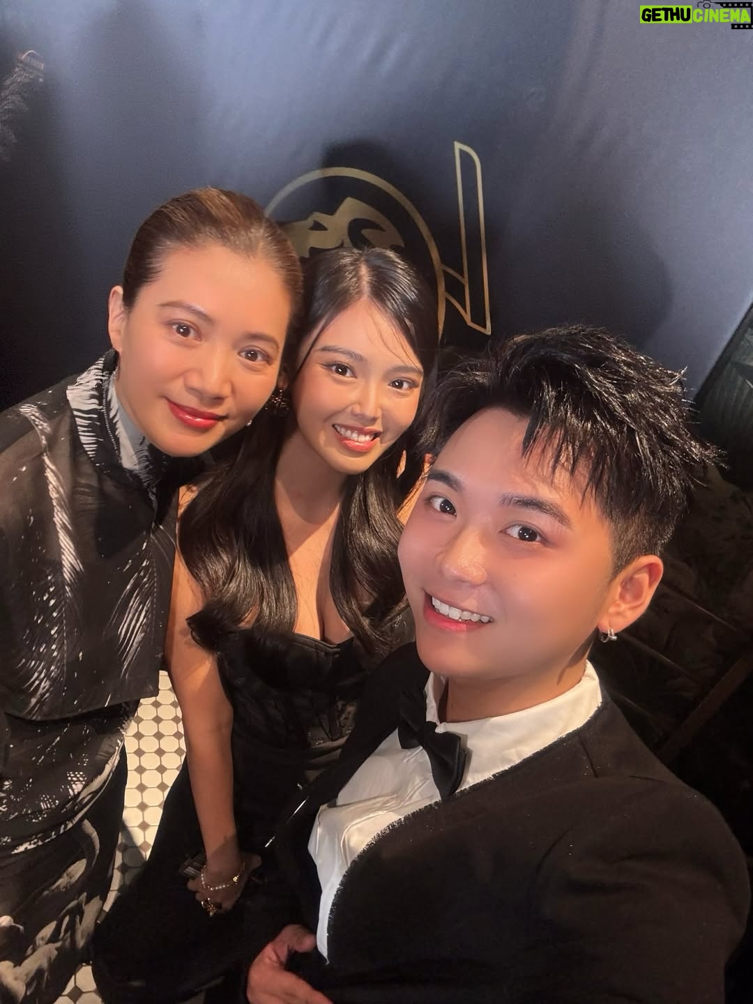 Kimberly Chia - 6.1K Likes - 我要一个打十个 donnieyenofficial @anitayuenwy @kimberlychia 

@noontalk_media @goldensingaawards