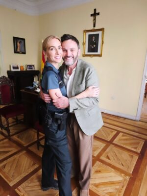 Kira Miró Instagram - Actriz feliz y contenta!!! Hoy he terminado otra aventura rodeada de gente bonita, olivos, carretera y muchas risas!!!
OLIVIA será un cuento tierno y muy divertido que espero que les guste mucho!
Gracias @flipy___ @rafaparbus @juanmarpachon por la confianza 😉 
@pablochiapella eres Oro!
Todos los compañeros artístico y técnico por el apoyo, la acogida y la complicidad eterna!
📽🤟📽💝📽🤟

@disneypluses @studio60co @womack.studios