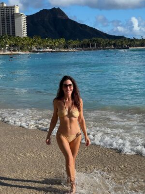 Kira Reed Lorsch Instagram - Just another day in paradise 
📷 @therealubchillin