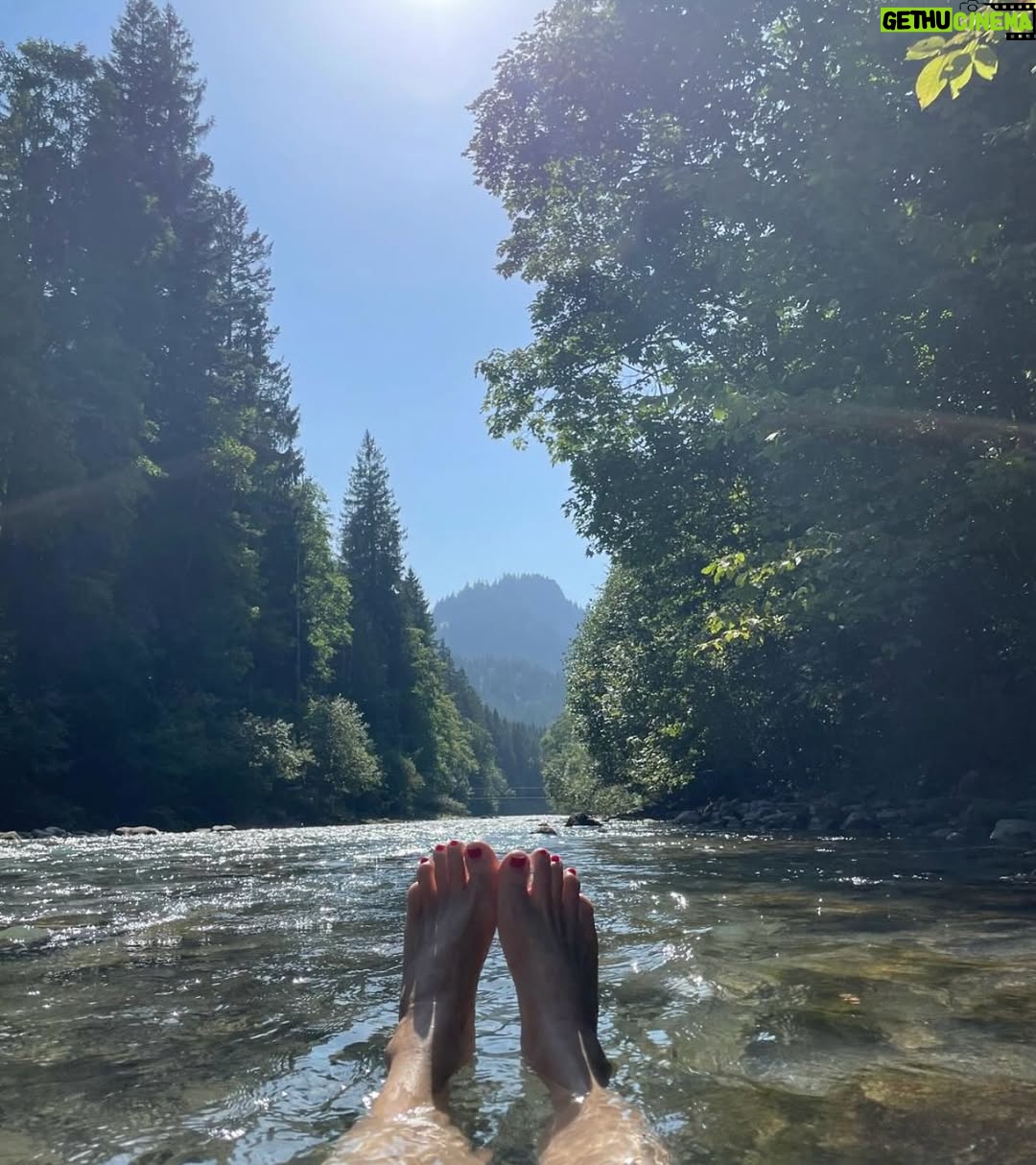 Kirstie Allsopp - 18.7K Likes - Switzerland has never let us down, I am eternally grateful to be able to spend so much time in this incredible, healing place. In the last fews days I have taken endless pictures, none of which do justice to the spirit of these mountains, fields & streams. 🇨🇭We love you, and all those who brought us here and who continue to be so welcoming & supporting. ❤️