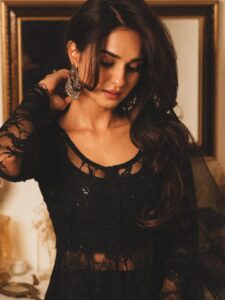 Kritika Singh Yadav Instagram - Wearing @hayaposh