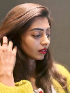 Actress Kuhasini Gnanaseggaran HD Photos and Wallpapers December 2025