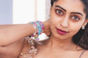 Actress Kuhasini Gnanaseggaran HD Photos and Wallpapers December 2025
