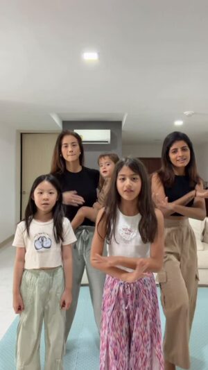 Kullanat Preeyawat Instagram - เดี๋ยวนี้ลูกสาวชวนเต้น🤣😊 ต้องไปซ้อมใหม่ 😋#thefateofophelia #taylorswift #dance #talyawiter