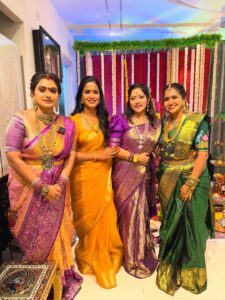 Lahari Arundhati Vishnuvazhala Instagram - Varalaxmi vratam 🙏🏻 🌸 🌸🌺🌼