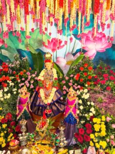 Lahari Arundhati Vishnuvazhala Instagram - Varalaxmi vratam 🙏🏻 🌸 🌸🌺🌼