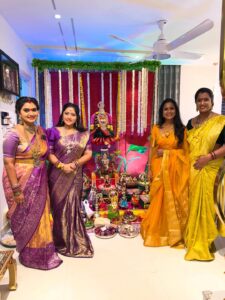 Lahari Arundhati Vishnuvazhala Instagram - Varalaxmi vratam 🙏🏻 🌸 🌸🌺🌼