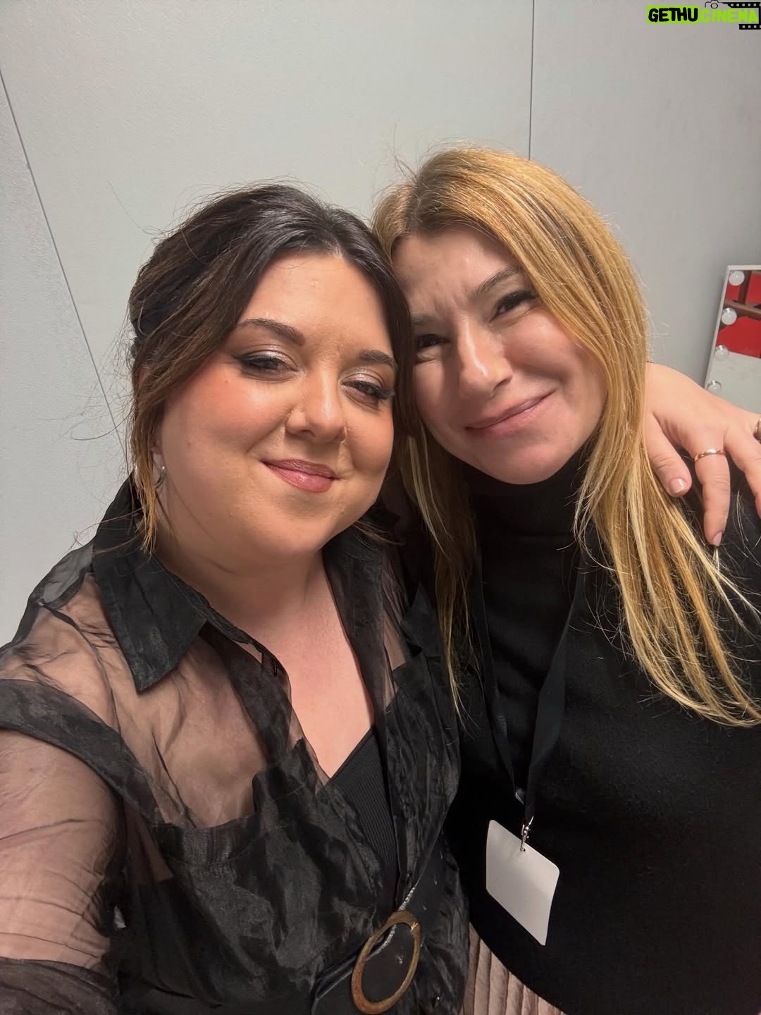 Lala Chus - 40.4K Likes - Pues se hizo, se presentó la gala de los @premiosidolo junto con mi diosa amada @kiramiro. 

Mil gracias @dulceida por pensar en nosotras para tremendo trabajo. 🤍🤍

Por supuesto dar gracias al equipo divino que me ayudó a estar así de linda en una noche importante.

Gracias infinitas a  @jordidalmauoficial x @be.creative.by.jordi.dalmau por hacerme este vestido blanco y el mono tan preciosos en tiempo récord. Habéis sido increíbles, vaya currazo 🥹🤍🤍🤍🤍

Estilismo @virginia_mcarnino y @gabrieladizz 
El abrigo azul magnífico de @velascoateliermadrid 
Joyas: @kalliope.jewelry , @aflamegroup y @swarovski 

Makeup y pelito @rosabarreraavec  y @ismaelbachiller x @sebastianproes (publi) 

Y todo lo demás, siempre ella, la mejor del mundo @vic.plum ♥️♥️♥️♥️♥️♥️