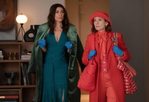Laura Benanti Instagram - A fallen ‘90s supermodel and a hidden agenda… are you ready for an all-new #Elsbeth for @cbstv Thursday? 👀💖 #episodic #newepisode #whattowatch #new