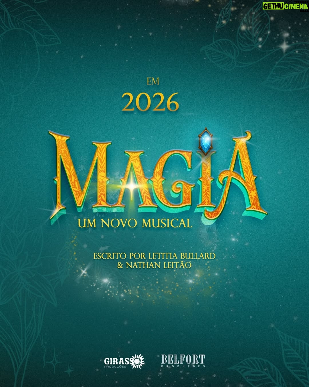Laura Castro - 6.5K Likes - Chegou a hora de contarmos um pouco mais sobre ‘Magia, o Musical’, primeiro projeto da Girassol Produções, em parceria com a Belfort Produções! 

Escrito por Nathan Leitão e Letita Bullard, ‘Magia’ é um musical de fantasia original sobre uma ilha, Tekoha, que possui uma fonte de magia capaz de realizar o desejo de seus habitantes. Toda vez que um cidadão de Tekoha completa 17 anos, ele tem seu desejo realizado. 

Porém, sempre que há um desejo concecido em Tekoha, algo de igual valor é tirado de uma ilha vizinha, chamada Deyo. Na história, Leilani, moradora de Deyo, vai para Tekoha e tenta roubar a magia para curar a saúde de seu pai. 

Com uma trilha sonora que funde música latina e caribenha, ‘Magia’ aborda temas como desigualdade social, ciclos de opressão e identidade cultural, através de uma alegoria fantástica que alimenta a imaginação do público, ao mesmo tempo que oferece um olhar perspicaz sobre essas questões urgentes.

A estreia acontece já em 2026 e em breve teremos mais novidades! Vai contando pra gente quem você quer ver nesse elenco 🥰