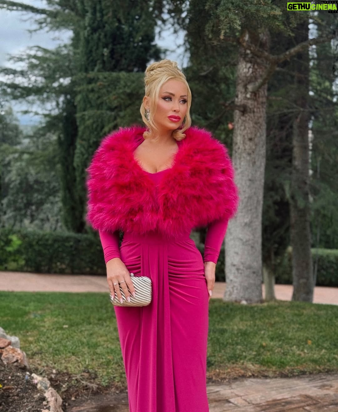 Laura Gadea - 5.4K Likes - Celebrando el amor 💕⚡️ A&E ⚡️💕

#madrid #comunidadmadrid #comunidademadrid #comunidaddemadrid #spain #españa #love #photography #picoftheday #instagood #photooftheday #travel #fashion #art #style #happy #photo #instagram #summer #fitness #smile #europe #instalike #beauty