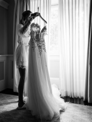 Laura Vandervoort Instagram - ✨ The calm before the forever. Girls getting ready. ✨

Thank you to my Maid Of Honor & Big Sis @vandersgardner for holding everything down and in place for me — especially for holding my hand.

Thank you @oakandluna & @guerlain for my bridesmaids bridal gifts.

Dress: @nettabenshabubridal 

Costume jewelry (something old) from my Dad @ralphvandervoort who bought me jewelry when I was a kid at the Grace Kelly exhibit. I had always been in awe of her. 

Scent was my always go to @lelabofragrances Another 13

Thank you to @champagne.and.cupcakes for altering my dress and making it perfection and for making my gorgeous cathedral length veil! 

📸  Credit needs to be shouted from the rooftops to our amazing photographers @robertmauriellphotography @johnbregar - Thank you for capturing everything perfectly.
 
CREDITS:

HAIR: Thank you to my friend and talented artist @annastasia_hairandmakeup & Thank you @mulberryhairextensions for giving me luscious waves!!

MAKEUP: Thank you @neilsilvermanbeauty - I knew after we did our first press photo shoot together I was using you if I ever got married!!! 

WEDDING PLANNER: Thank you @ashleychanelevents for the magical day and evening and all the emails in between.

VENUE: @langdonhall You were incredibly organized & kind. Staff were extremely helpful! The property is stunning, the food was out of this world and we will forever be in love with your hotel and venue.