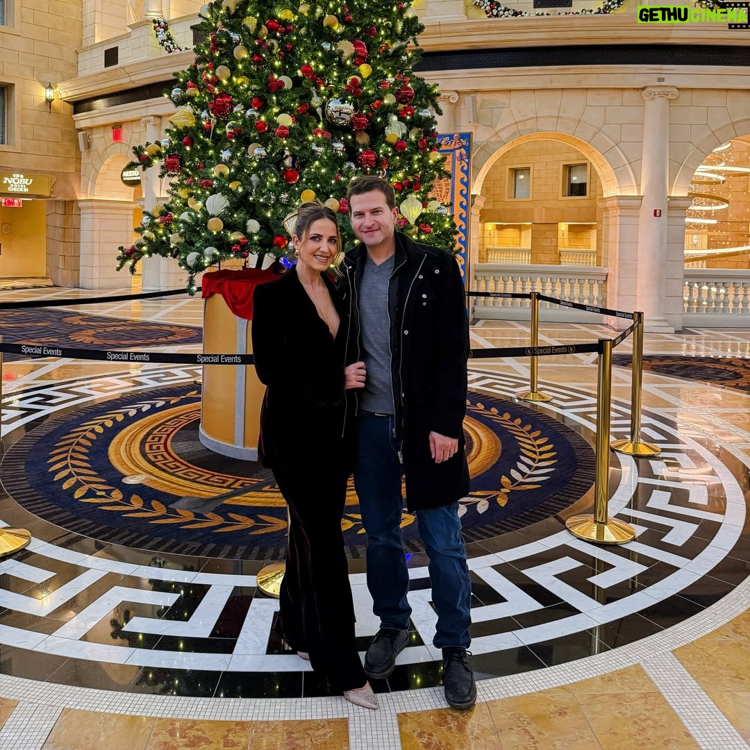Laura Vitale - 4.9K Likes - A little Christmas fun with my love!
