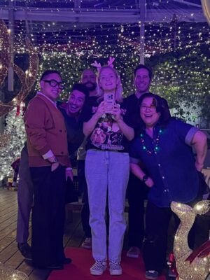 Lauren Ash Instagram - It was a heavenly night at @mariahsholidaybar with some of my favourite people. #superstore #superstoreforever