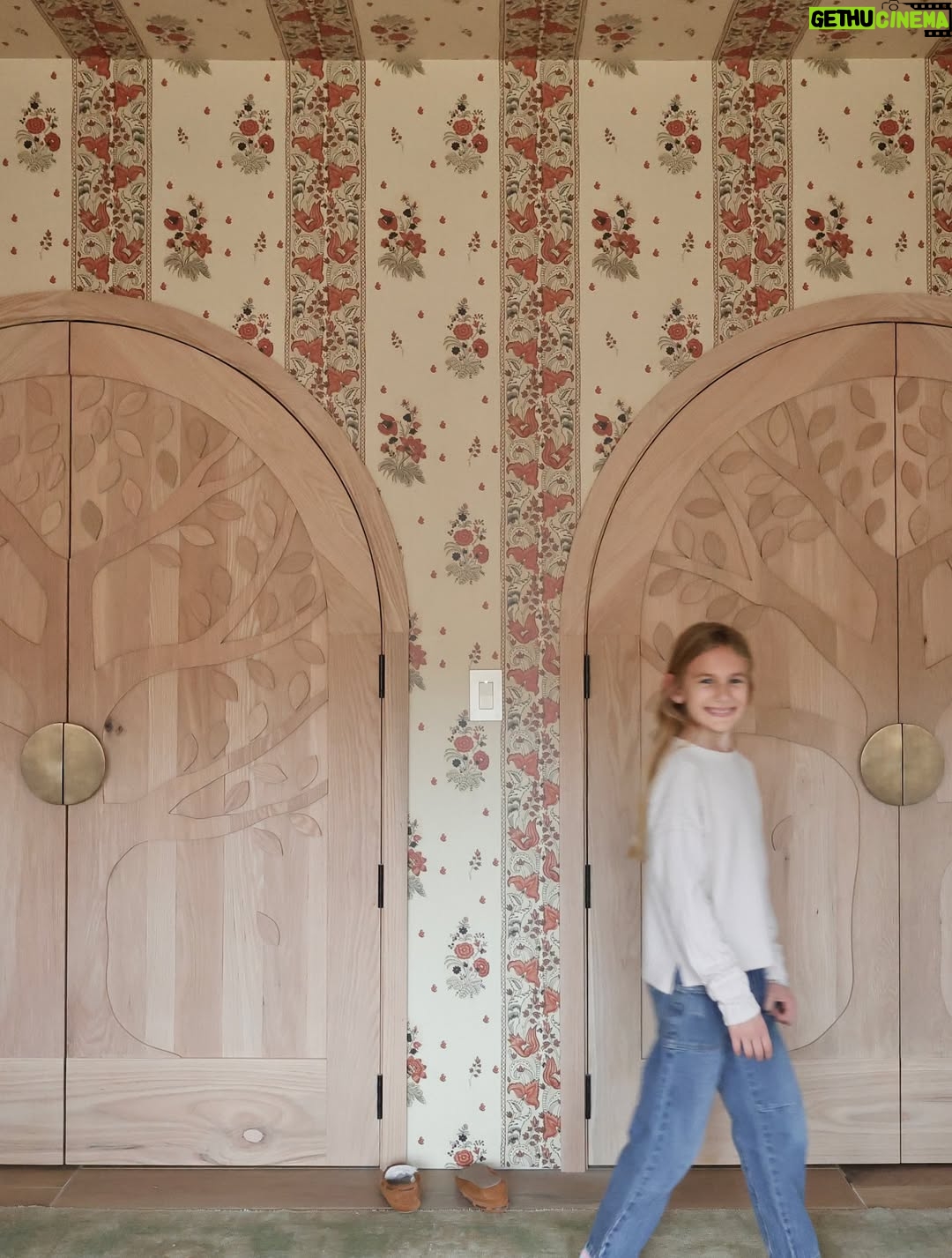 Lauren Liess - 2.2K Likes - Today’s the day!!! The MEADOW HOUSE TOUR PART 2- the fairytale bedrooms- is airing on our channel! Part 1 - the first floor- is out too so be sure to check it out if you missed it. Poured my heart & soul into the place. 🫶 Here’s a little peek at the girls’ bedroom with their hand carved oak doors we sketched out. They requested it feel “old-fashioned” ;)