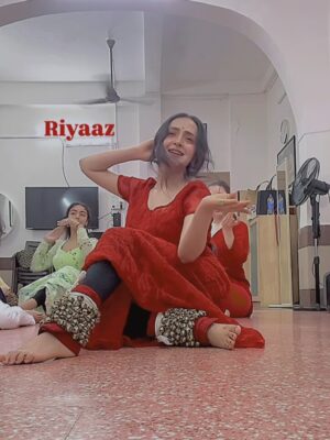 Lavanya Srivastava Instagram - Kathak Diaries ✨

@rajendrachaturvedi 🙏