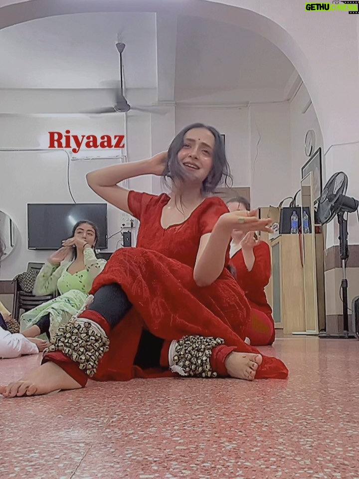 Lavanya Srivastava - 1.4K Likes - Kathak Diaries ✨

@rajendrachaturvedi 🙏