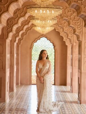 Lavina Tandon Instagram - Wrapped in Elegance
  Draped In Grace ✨

Wearing: @aynaaworld 
Location: @setsinthecity.in 
MUA: @hairandmakeupbysweety 
Styled by: @styleitupbyaashna 
Photographer: @jiten_03 
Jewellery: @nikhilsureshjain @nialuxeempire
