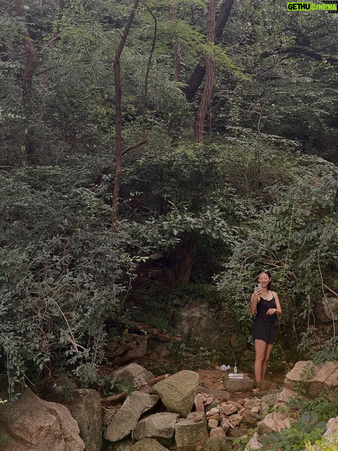Lee El - 6.4K Likes - _
🌿🧡🫶🏻🤍🌞🥂✨
예쁜거 뒤에 빙구 빙구뒤에 김렌이 김렌이 뒤에 술 술 뒤에 박필립 박필립 뒤에 엘라써니 엘라써니 뒤에 우리집 루카스 우리집 루카스 뒤에 김뾴뇨 김뾴뇨뒤에 계곡와인 계곡와인 뒤에 자연인🌿✨