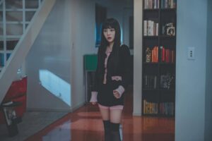 Lee Yul-eum Instagram - 레나야 이젠 외롭지 말자!♥️ #친애하는X