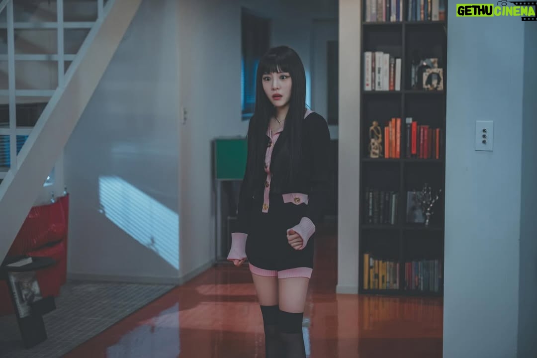 Lee Yul-eum - 84.4K Likes - 레나야 이젠 외롭지 말자!♥️ #친애하는X